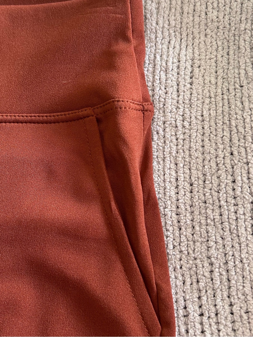 Women’s comfort stretch pull-on yoga pants rust Medium - Picture 7 of 8